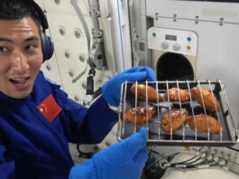 На китайской космической станции впервые пожарили курочку-гриль