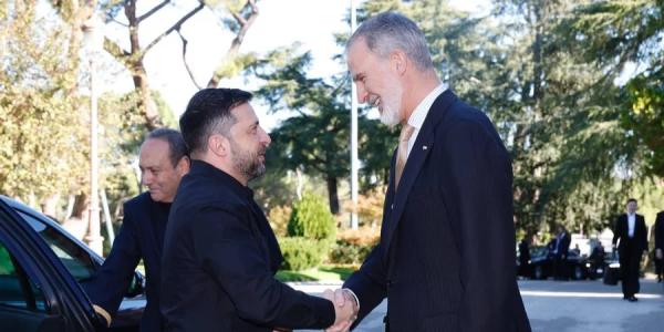 Зеленский во время встречи с королем Испании Фелипе VI, 18 ноября 2025 года (Фото: Zelenskiy / Official / Telegram)