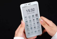 Bigme представила два недорогих смартфона с экранами на электронных чернила