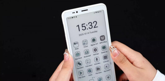 Bigme представила два недорогих смартфона с экранами на электронных чернила