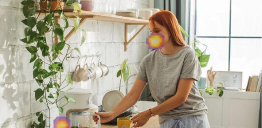 Насадка для смартфона SoundCam Go показывает источники звука на фото