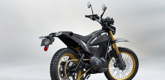 Технологичный скремблер S6 от Royal Enfield появится в продаже в конце 2026 года