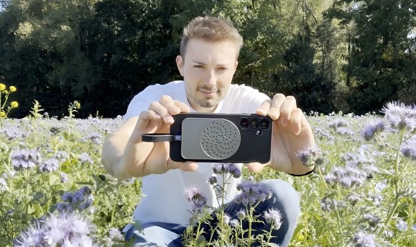 Насадка для смартфона SoundCam Go показывает источники звука на фото