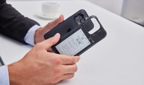 Защитный чехол с E Ink-экраном добавит продуктивности актуальным модеям iPhone