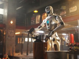 Промышленный робот Т800 демонстрирует неожиданный навык владения кунг фу