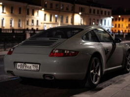 Сотни автомобилей Porsche по всей России превратились в «кирпичи» из-за необъяснимого сбоя спутниковой связи