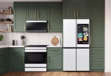 Жутковатая реклама Apple TV на холодильнике от Samsung спровоцировала у женщины припадок шизофрении