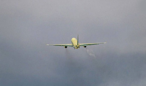 Состоялся первый полет импортозамещенного авиалайнера Ту-214