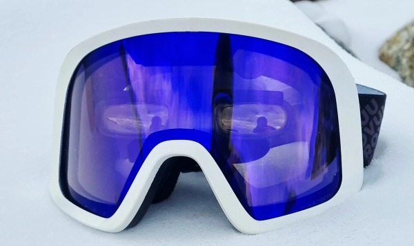 Горнолыжные очки Provuu покажут препятствия, невидимые для человеческого глаза