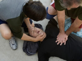 Микропластик закупоривает артерии и провоцирует инсульты и инфаркты — особенно у мужчин