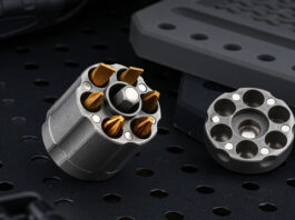 IdealSpark представила титановую отвертку в виде револьверного барабана