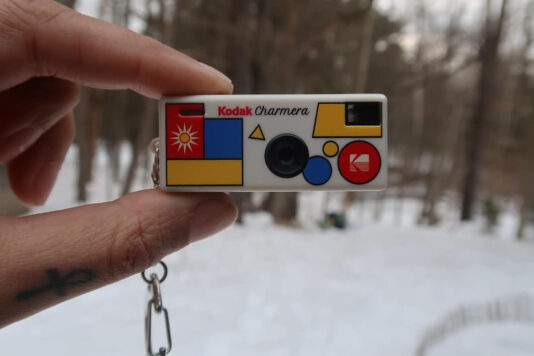 Kodak выпустила игрушечную камеру Charmera, которая мгновенно стала хитом