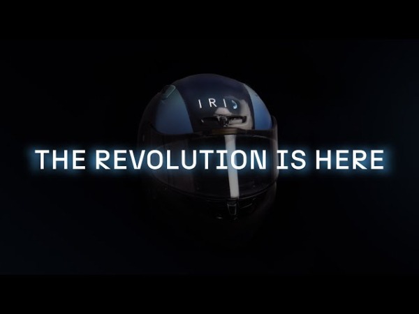 Мотовизор от Irid затемняется на солнечном свету быстрее, чем человек успевает моргнуть