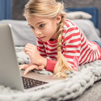 Планшеты вместо учебников: в США выросло первое поколение, которое в когнитивном плане слабее своих родителей