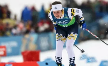 Вице-чемпионка Олимпиады-2026 эпично упала во время лыжной эстафеты — видео