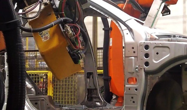 Кроссовер Lada Azimut готовят к серийному производству