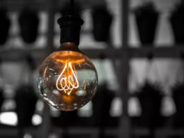 Лампочку Эдисона 1879 года превратили в эффективный графеновый реактор