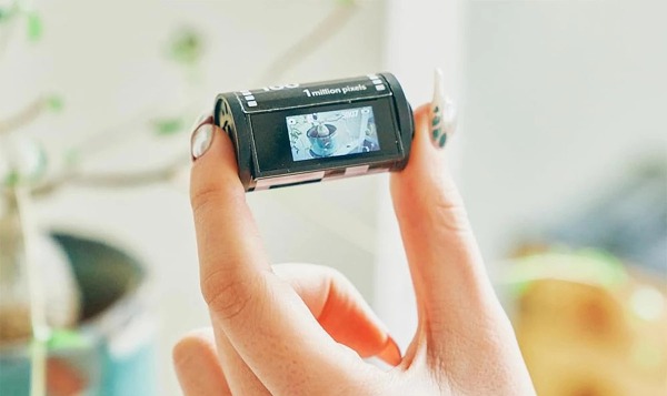 Ностальгическая ретро-камера NeoFilm 100 выглядит как контейнер для фотопленки