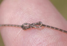 Китайские ученые представили чип в формате тончайшего волокна