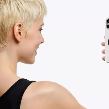 Чехол Selfix позволит снимать классные селфи на основную камеру iPhone