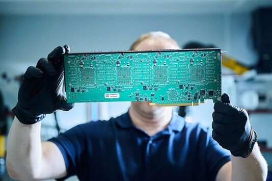 В России объявили о создании отечественного ускорителя ИИ