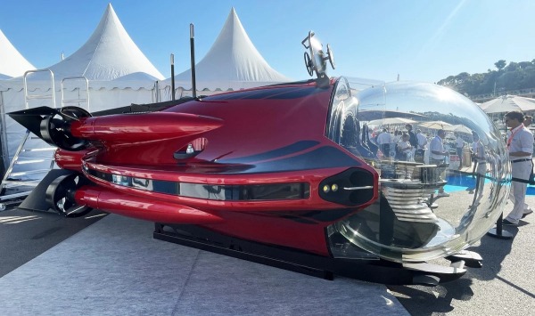 Самая быстрая частная субмарина в мире отправлена первому заказчику