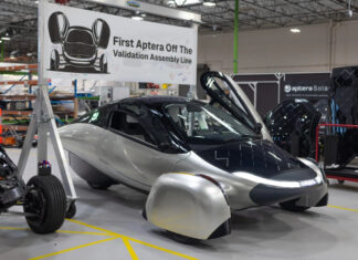 Aptera выпустила первые образцы электромобиля, которому не нужны розетки
