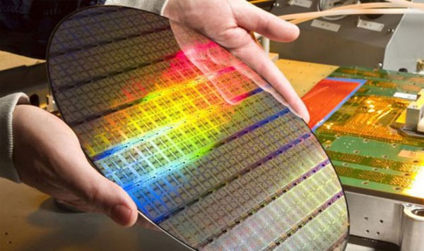 В России появится собственный 90-нанометровый литограф