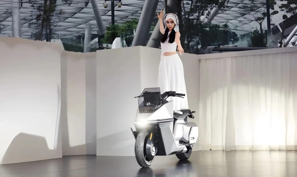 Первый в мире самобалансирующий электробайк OMO X запущен в серийное производство