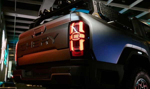 До конца года Chery выпустит первый в мире гибридный дизельный пикап