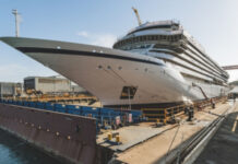 В Италии спустили на воду первый в мире круизный лайнер на водородном топливе