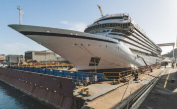 В Италии спустили на воду первый в мире круизный лайнер на водородном топливе