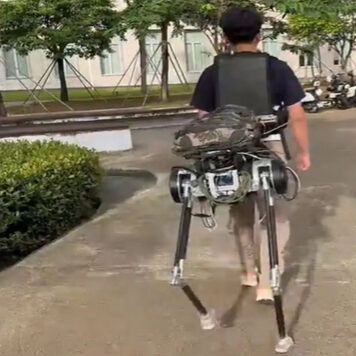 Робот-кентавр из Китая поможет переносить тяжелые грузы, радикально снижая нагрузку на человека