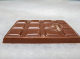 Mondelez выпустила первый в мире шоколад из выращенных в лаборатории какао-бобов