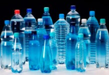 В МГУ выяснили, что вода в пластиковой таре почти не содержит микропластик