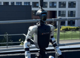 Робот-гуманоид Douglas начал работать прорабом на стройке