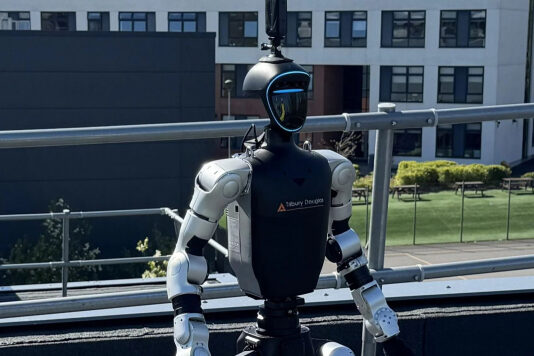 Робот-гуманоид Douglas начал работать прорабом на стройке