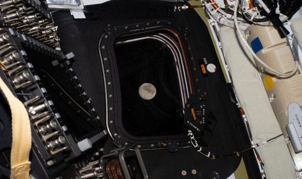 Лунная миссия «Артемида II» установила два новых космических рекорда