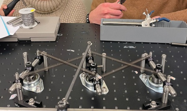 Пружинный компьютер поможет человечеству выжить после апокалипсиса