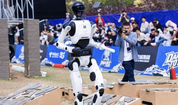 Робот Tien Kung 3.0 выиграл в состязании Robot Warrior Challenge полностью без участия человека