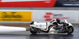 Паровой мотоцикл Force of Nature мгновенно разгоняется до 310 км/ч