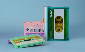 Gadhouse выпустила продвинутый кассетный плейер Miko в стиле 80-х