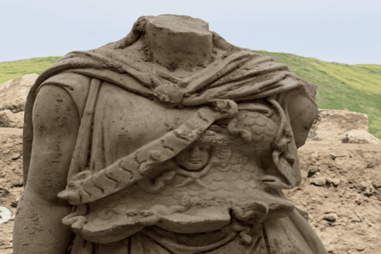 В библейском городе Лаодикее археологи нашли 2000-летнюю статую Афины
