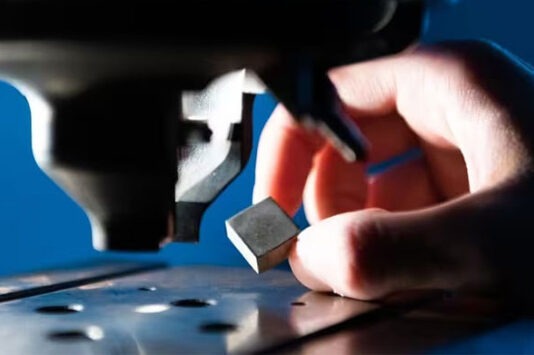 В МСИС предложили выпускать мощные магниты без использования редкоземельных металлов