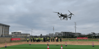 В Китае успешно испытали технологию непрерывной подзарядки дронов в полете