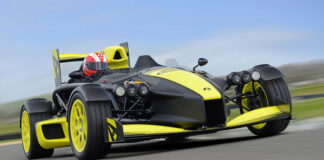 525-сильный гоночный карт Atom 4RR допущен к езде по дорогам общего пользования