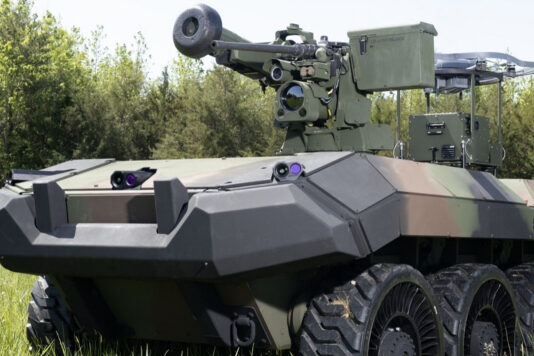 Армия США испытывает автономного боевого робота Hunter Wolf, оснащенного радаром и пулеметом