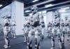 Фабрика ENGINEAI в Шэньчжэне выпускает одного андроида каждые 15 минут