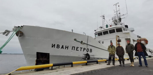 Ученые исследовали воду и грунт на месте гибели атомной подлодки К-159