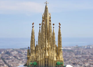 Lego выпустила свой самый большой конструктор — и это Sagrada Familia Антонио Гауди